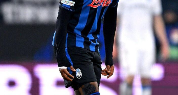 Lookman’s Missed Penalty and Gasperini’s Criticism: Costly Champions League Exit for Atalanta