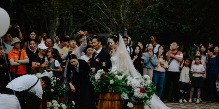 Chinese Company Backtracks on ‘Marry or Be Fired’ Policy