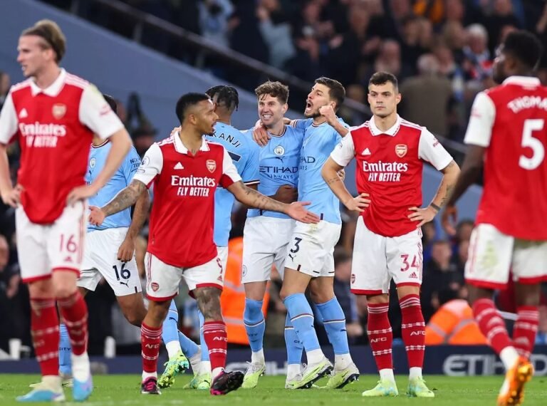 Arsenal Runs Roughshod Over Manchester City to Keep Title Hopes Alive