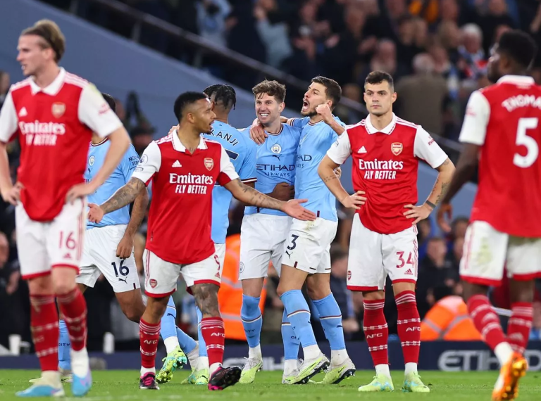 Arsenal Runs Roughshod Over Manchester City to Keep Title Hopes Alive