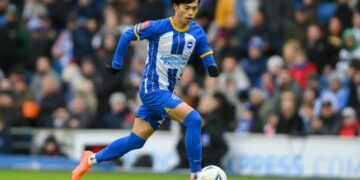 Mitoma Leads Brighton Over Chelsea in FA Cup Comeback