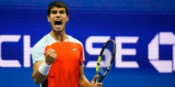 Carlos Alcaraz Wins First Indoor Title in Rotterdam Final