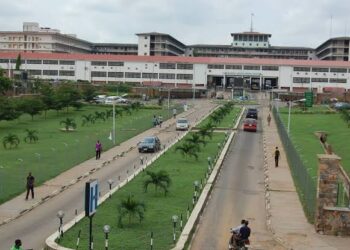 UCH Ibadan Students Stage Protest Over 100+ Days of Darkness