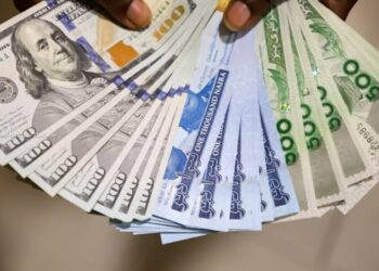 Naira falls as Dollar Increases to ₦1,510 Euro and Pounds Strengthen – Feb 24 Update
