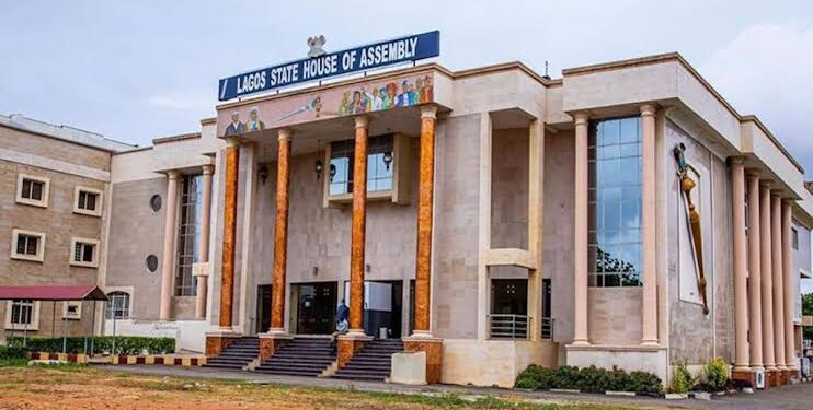 Lagos Lawmakers Condemn Security Invasion, Call It a “National Embarrassment”