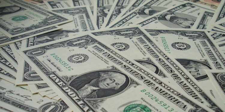 Naira Gains as Dollar Fall to ₦1,490 Euro and Pounds Strengthen – Feb 21 Update