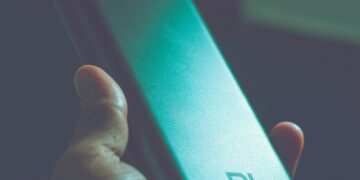 South Korea Implements Power Bank Restrictions on Flights After In-Flight Fire Incident