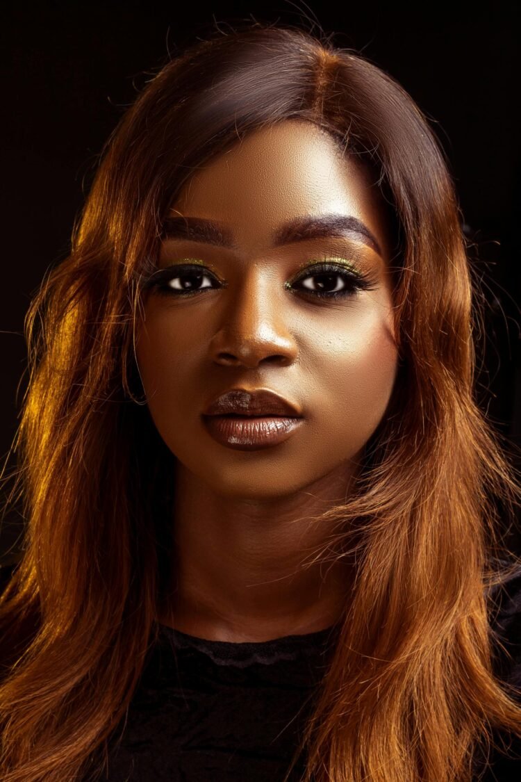 How to Get a Sun-Kissed Glow on Dark Skin: Top Bronzer Alternatives