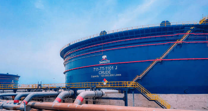 Dangote Refinery Stops Naira Sales, Nigerians Panic