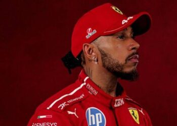 Hamilton Takes Chinese GP Sprint Pole, Smashes Lap Record