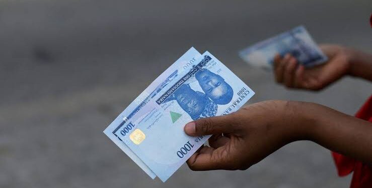 Naira Sinks Drastically as Dollar, Euro, and Pounds Gain Strength