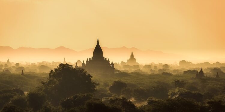 Myanmar Junta Bombs Villages as Earthquake Death Toll Rises