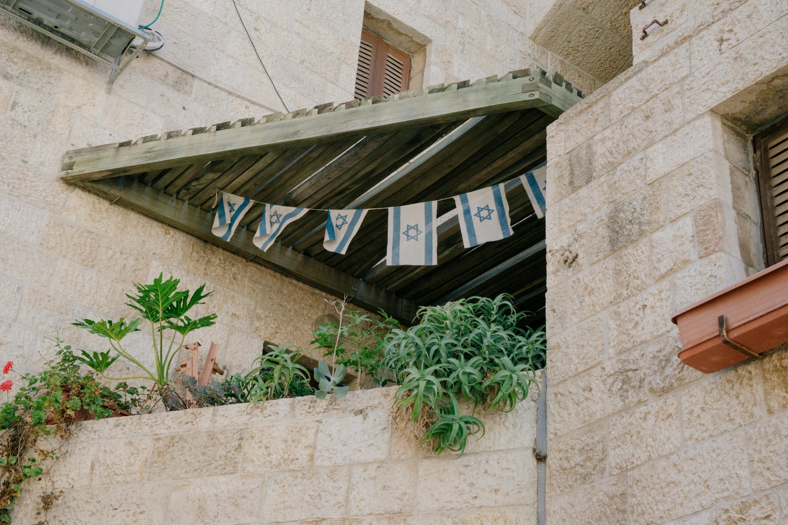 Israel Faces Backlash as Prominent Jews Snub Antisemitism Event