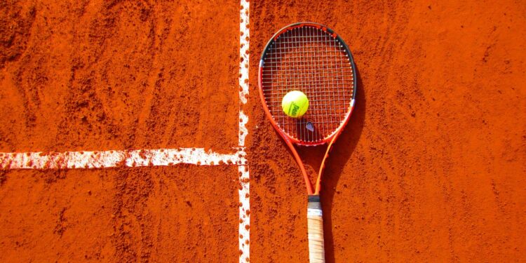 Indian Wells Roundup: Alcaraz Rolls, Djokovic Upset, Gauff Guts It Out and Sabalenka atones