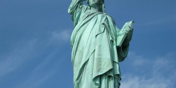 Andrew Cuomo Returns, Announces Candidacy for New York City Mayor