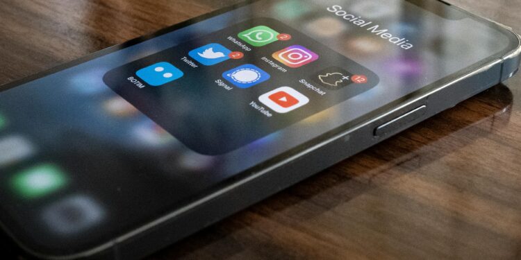 Signal Messaging App Faces 3 Major Security Risks in Group Chats