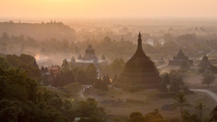 Myanmar Junta Bombs Villages as Earthquake Death Toll Rises