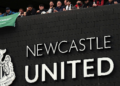 Newcastle Hammer Man United 4-1 Estimate Historic League Double