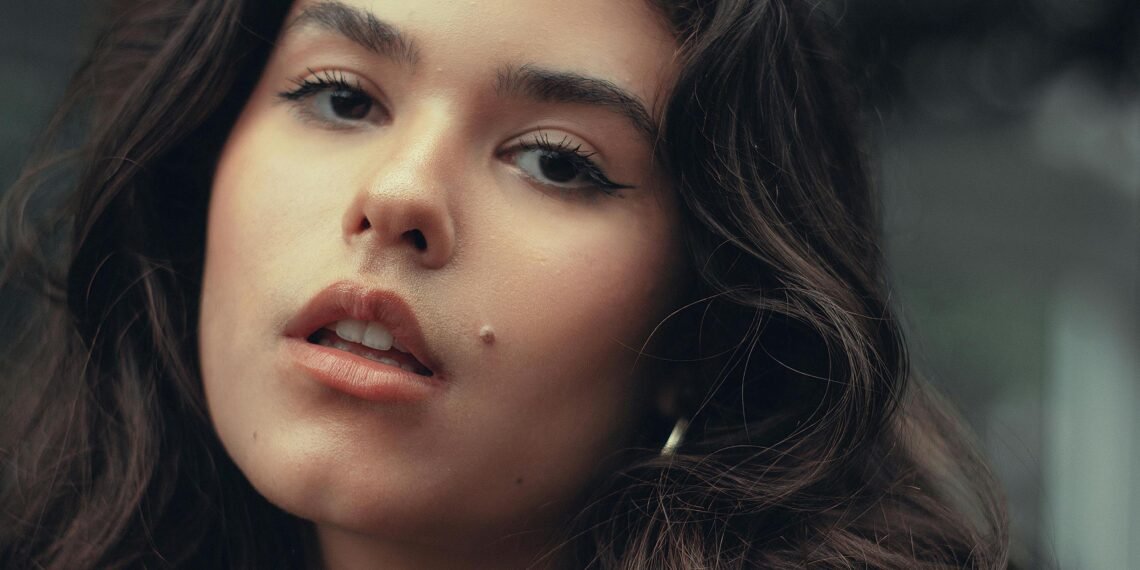 The Science of Beauty Marks: Why Your Mole Makes You More Attractive