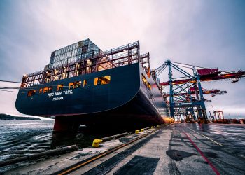 US Reveals New Port Fees Targeting Chinese Ships in Mounting Trade Dispute