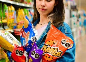 Kennedy to Announce US Artificial Food Dye Ban in Cereals, Beverages, Snacks