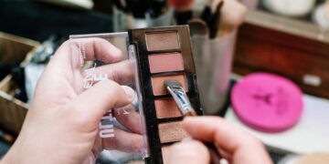 When To Ditch Your Makeup: All You Need to Know About Product Expiration & Safety