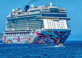 Luxury Antarctic Vacation Costs Iranian Official His Job