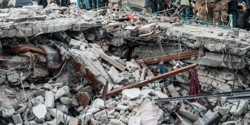 Gaza Air Strikes Kill 37 Displaced Civilians