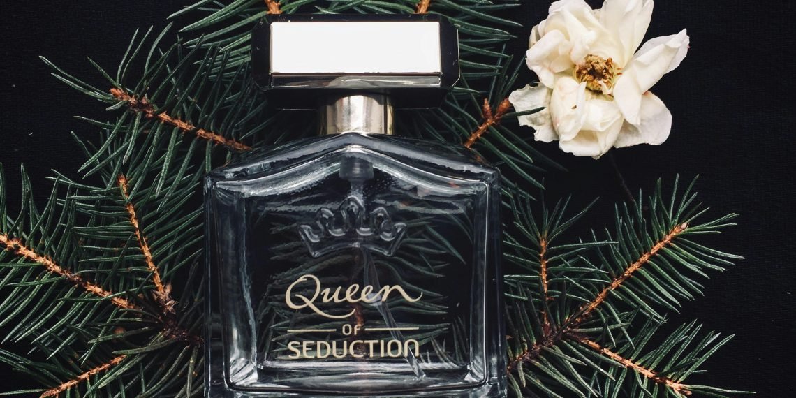 Complete Guide on How to Apply Perfume So the Scent Lasts All Day