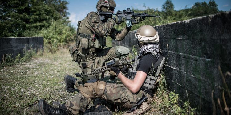 Ukraine Offers $24,000 to Youths for One Year of Military Service