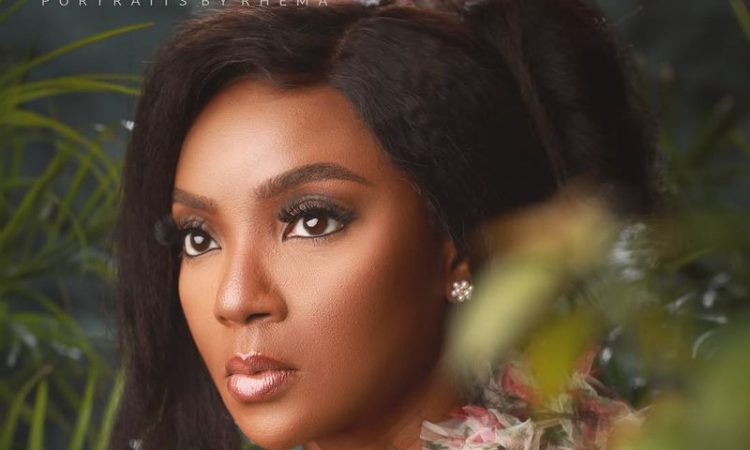 Actress Chioma Akpotha Reaches 100,000 YouTube Subscribers, Earns Official Award