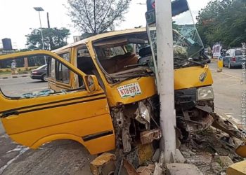 Drunk Driver Crashes Bus in Lagos, Injures Couple and Several Others