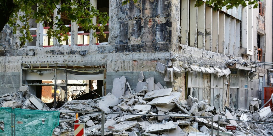 Earthquake in Chile Triggers Tsunami Alert