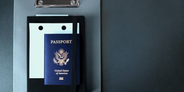 E-Gates Remain Closed to UK Travelers