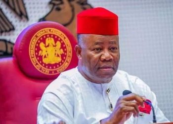 Akpabio Warns Governors Over Successors Who Kneel for Power
