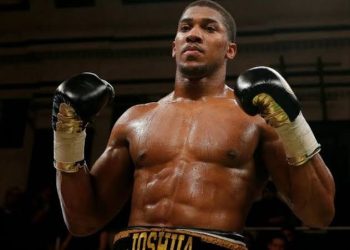 Anthony Joshua to Have Elbow Surgery Before Ring Return