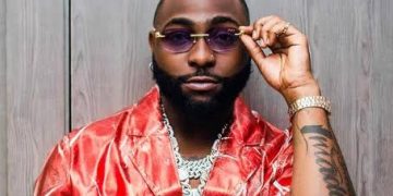Davido Shows Support for VeryDarkMan, Commends Nationwide Solidarity