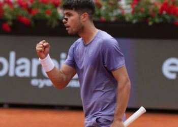 Alcaraz Downs Sinner to Win Italian Open and Send Roland Garros Warning