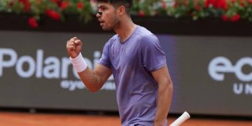Alcaraz Downs Sinner to Win Italian Open and Send Roland Garros Warning