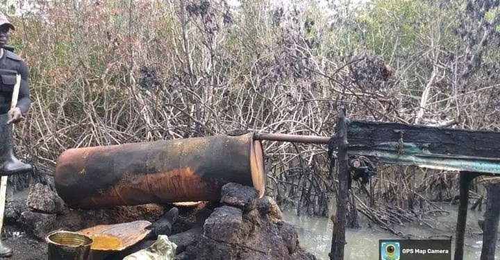 Nigerian Navy Dismantles Six Illegal Refining Sites In Delta