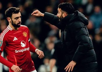 Amorim Claims Bruno Fernandes Will Remain Despite Saudi Interests