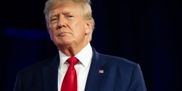 Trump Signals 80% Tariff on China Ahead of Trade Talks