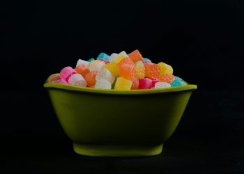 Vietnamese Beauty Queen Arrested for Fiber Gummy Fraud