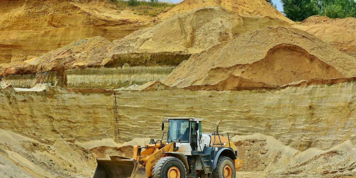 Guinea Cancels 51 Mining Permits in Regulatory Crackdown