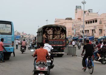 India Bans Pakistani Imports After Tourist Killings