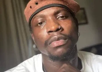 VeryDarkMan Slams Pastor David Ibiyeomie Over Threat To Arrest Bloggers, Accuses Him Of Abusing Power