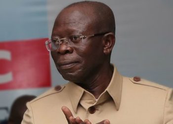 Oshiomhole Blames Buhari for Naira Collapse