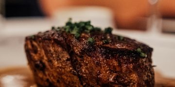 Child Dies in France Food Poisoning Outbreak