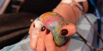 Australia Ends Gay Blood Donation Ban