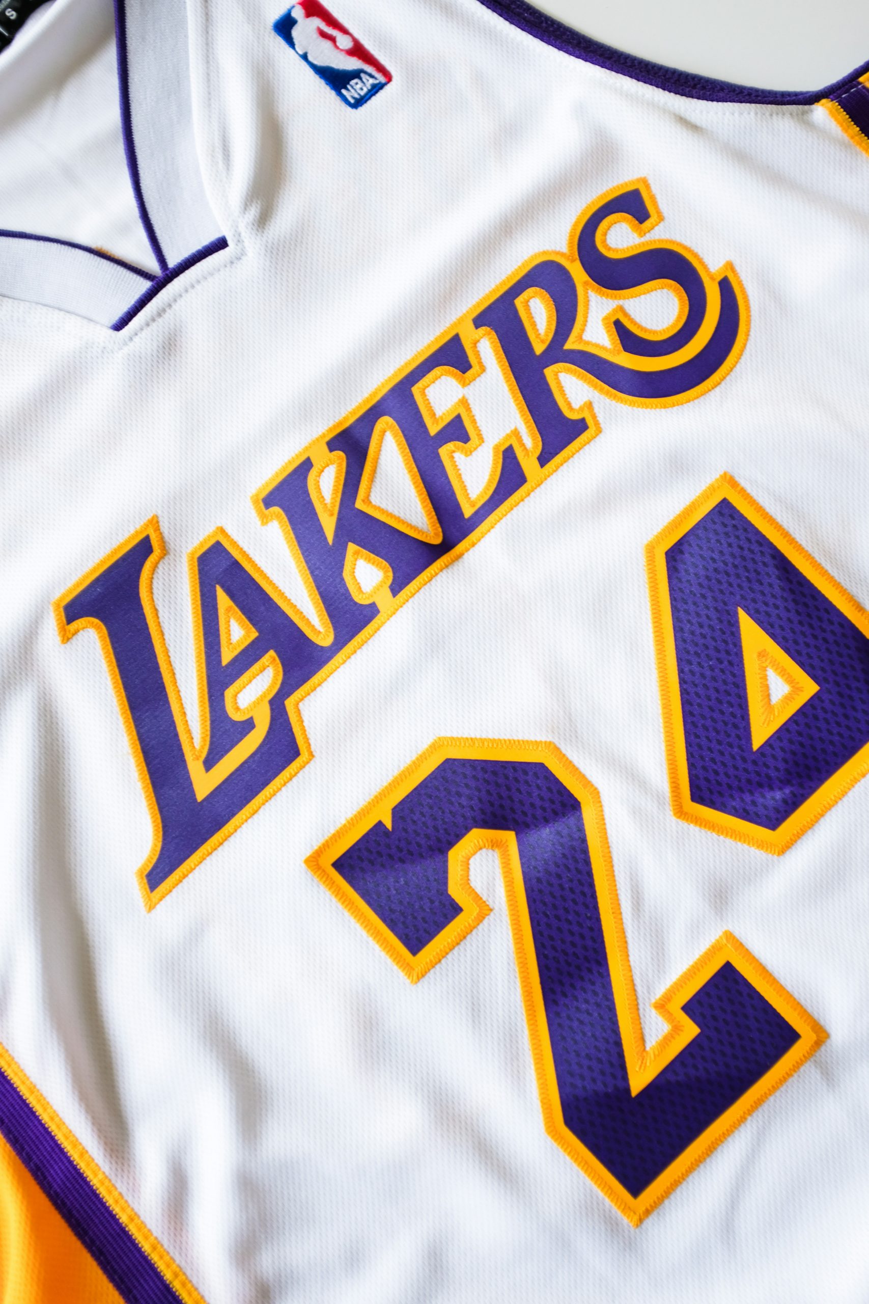 Lakers Sold to Mark Walter for Record $10 Billion, Ending Buss Family Era